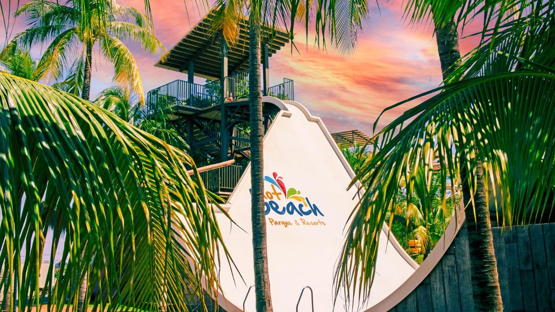 Hot Beach Resort Olímpia 外观 照片 Splash Island