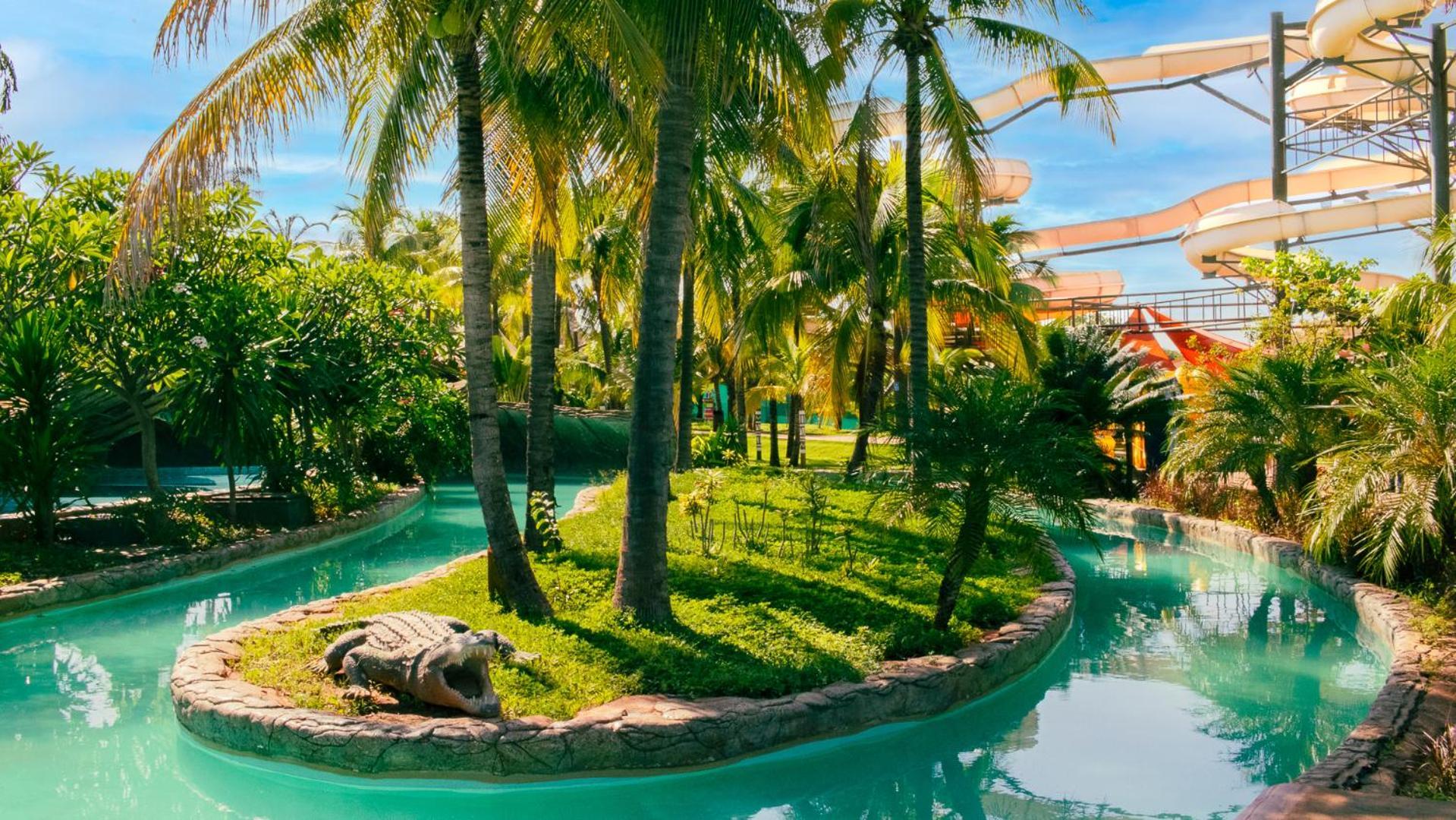 Hot Beach Resort Olímpia 外观 照片 The artificial river